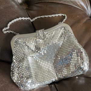 Vintage Whiting & Davis Silver Mesh Art Deco Wrist Bag